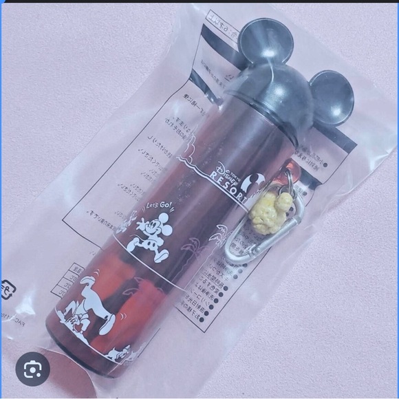 Disney Tokyo popcorn tongs new in the packaging. Bought when I was in Japan - Picture 1 of 1